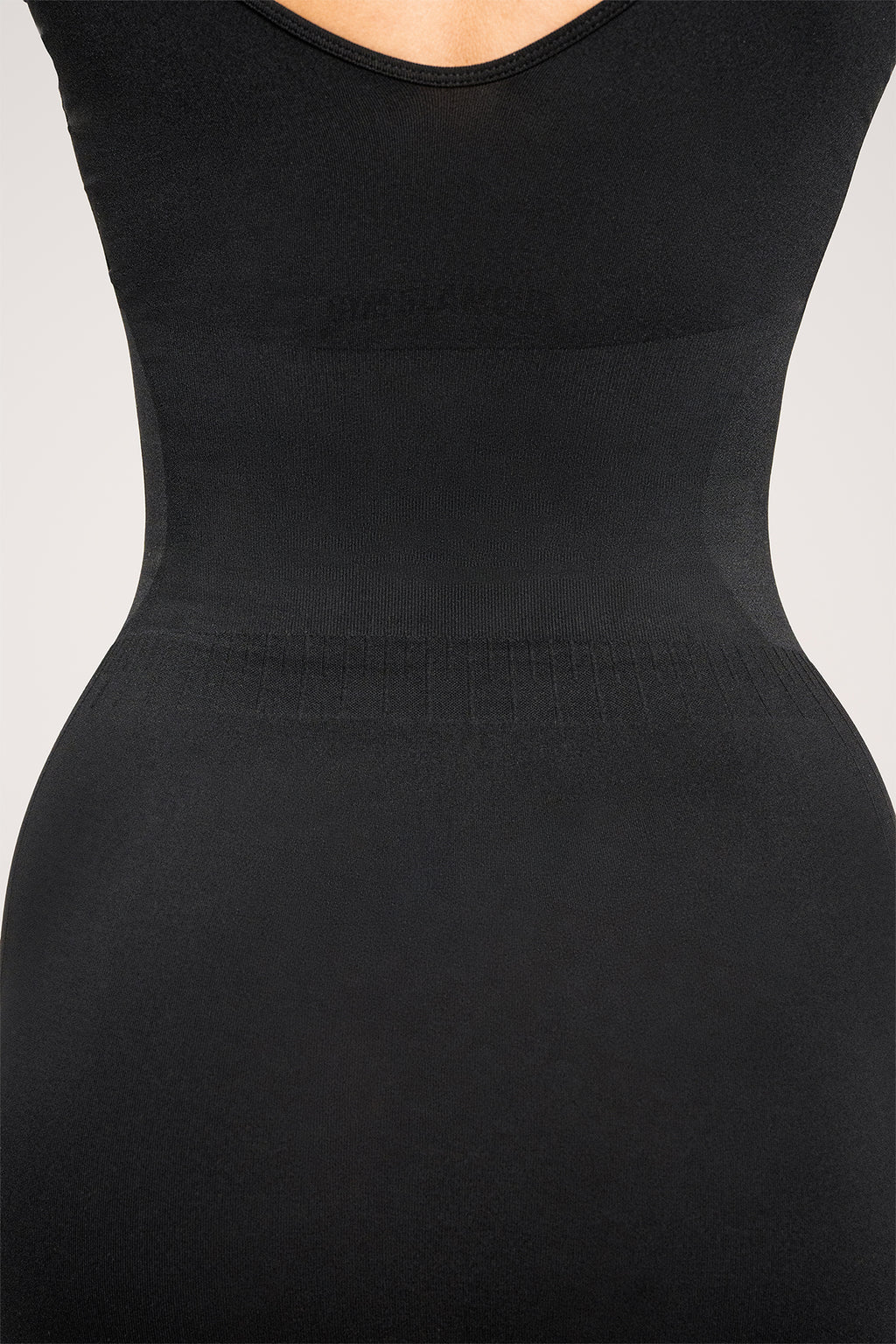Shaping dress black