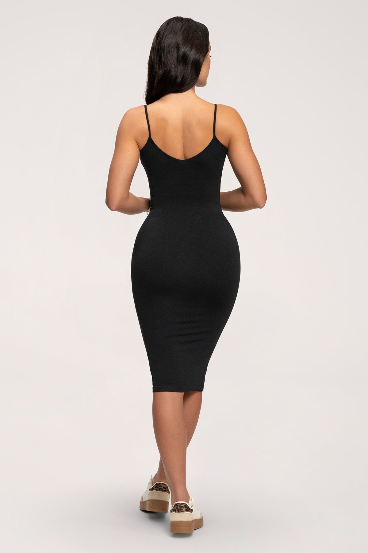 Shaping dress black