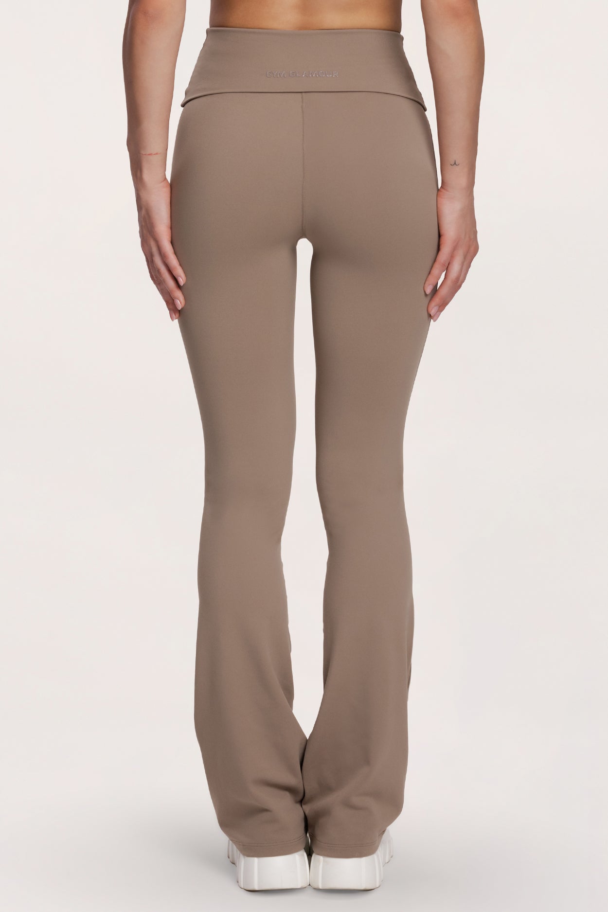 Flared pilates era warm beige