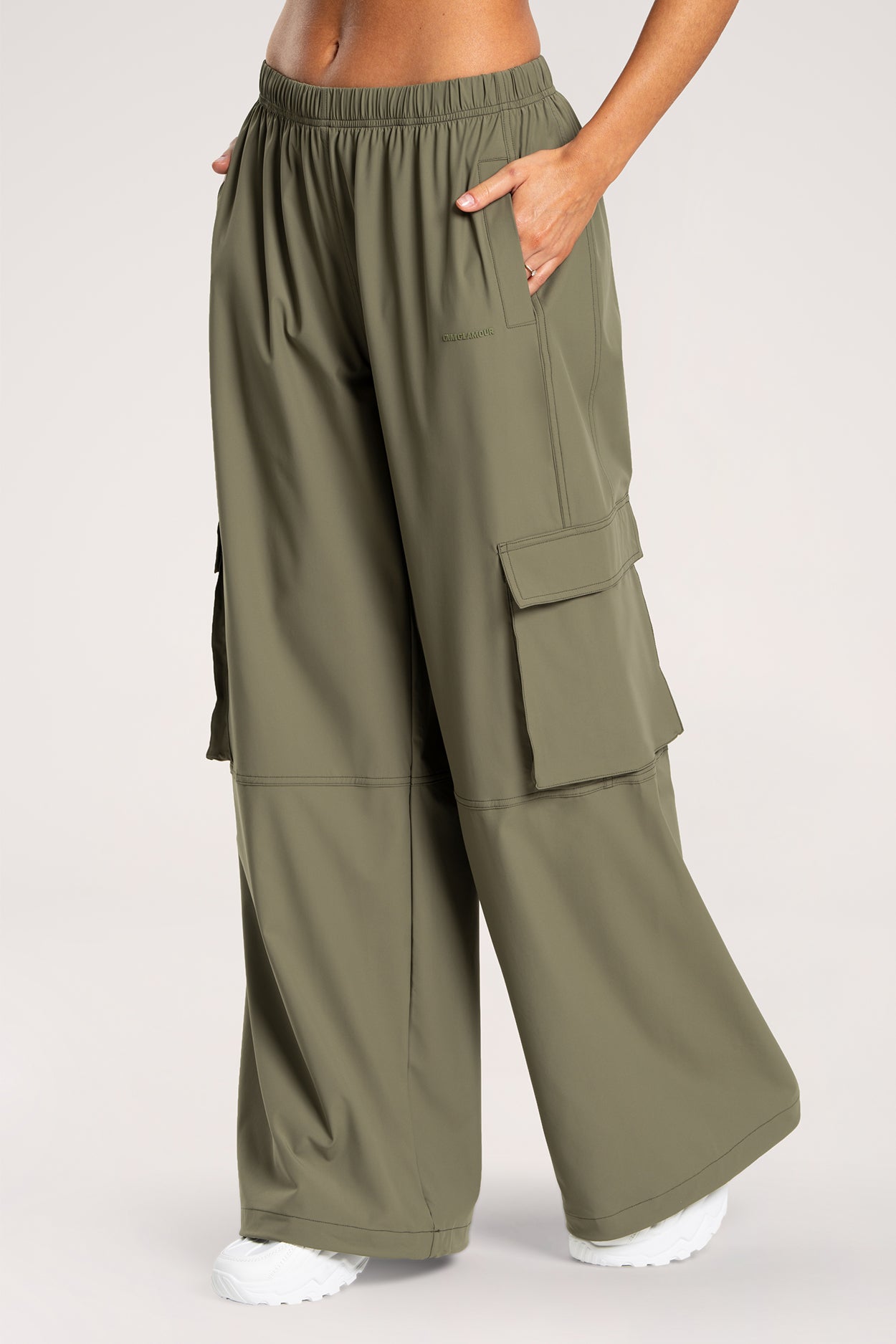 UN1FORM cargo Pants khaki