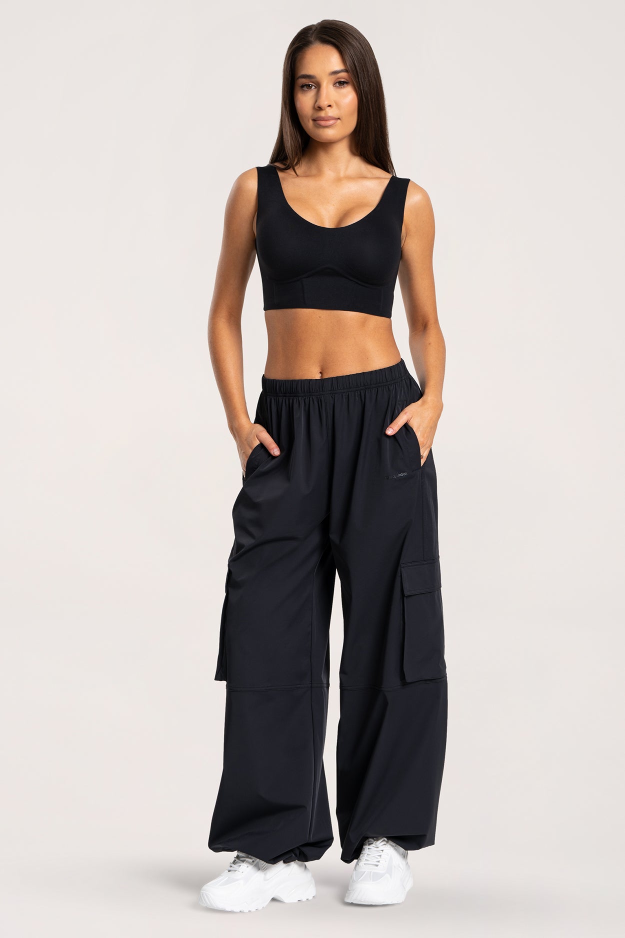 UN1FORM cargo Pants black