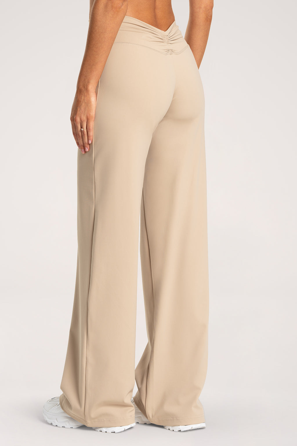 UN1FORM booty tie Pants sand