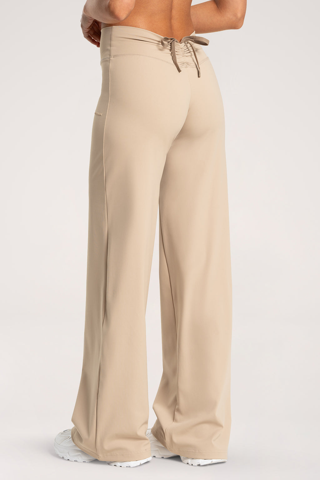 UN1FORM booty tie Pants sand