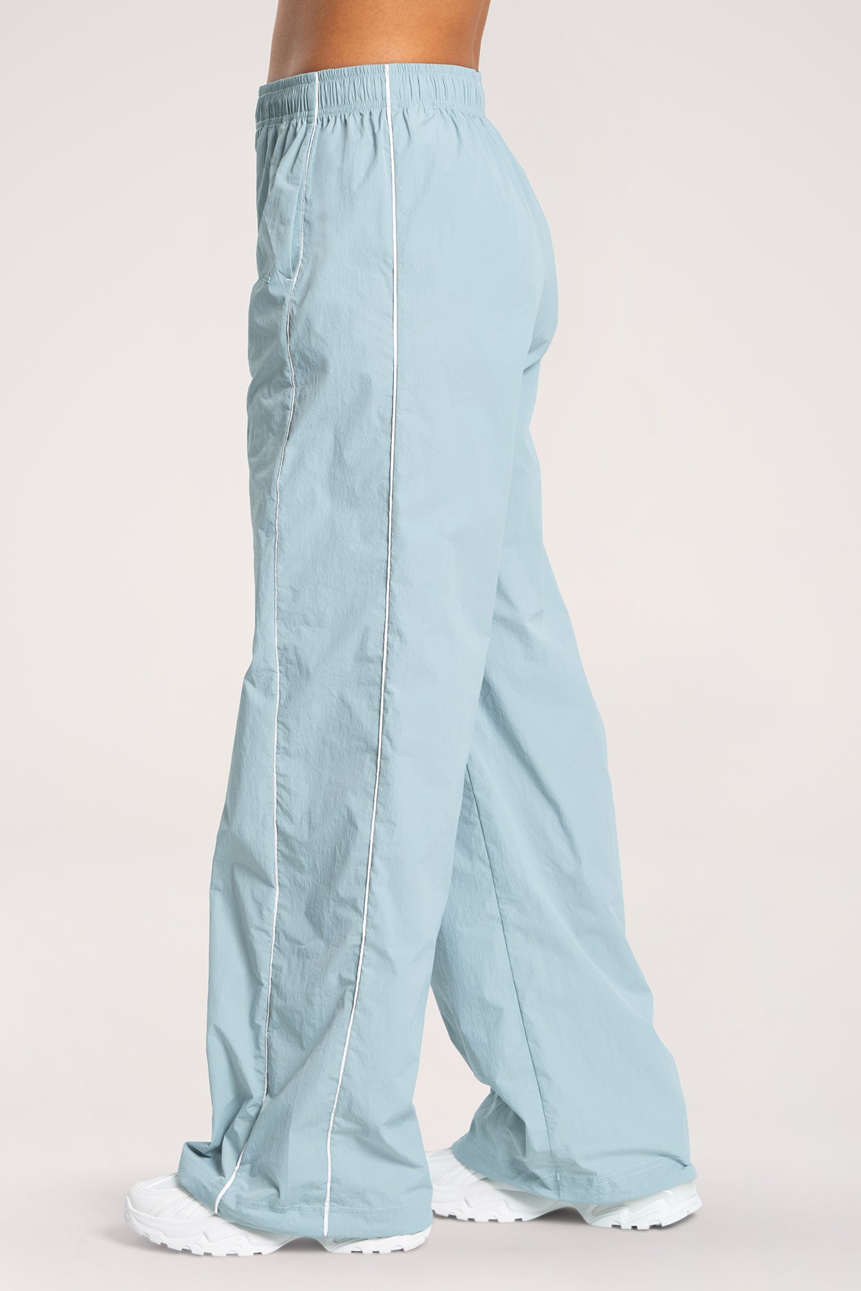 UN1FORM Nylon Pants blue sky