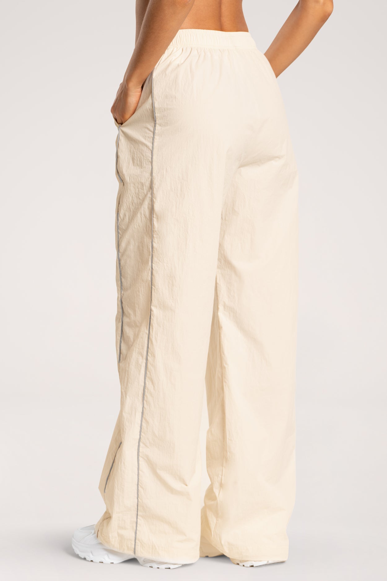 UN1FORM Nylon Pants vanilla