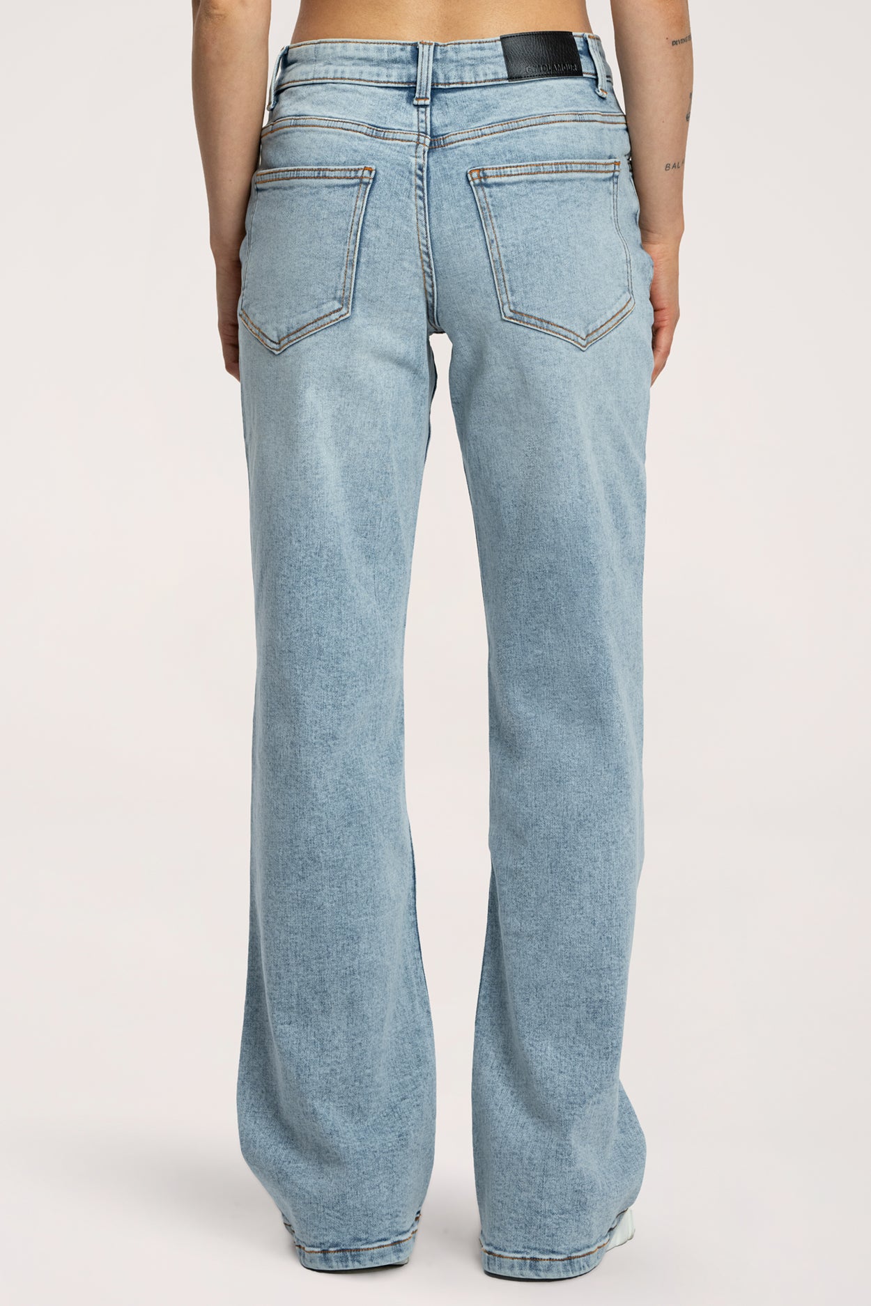 Wide low-waist jeans light blue