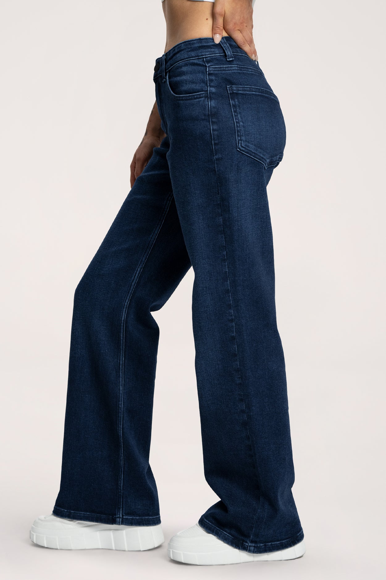 Wide low-waist jeans navy blue