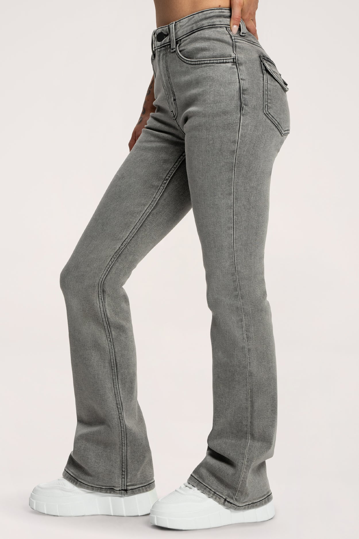 Push up flare jeans light grey