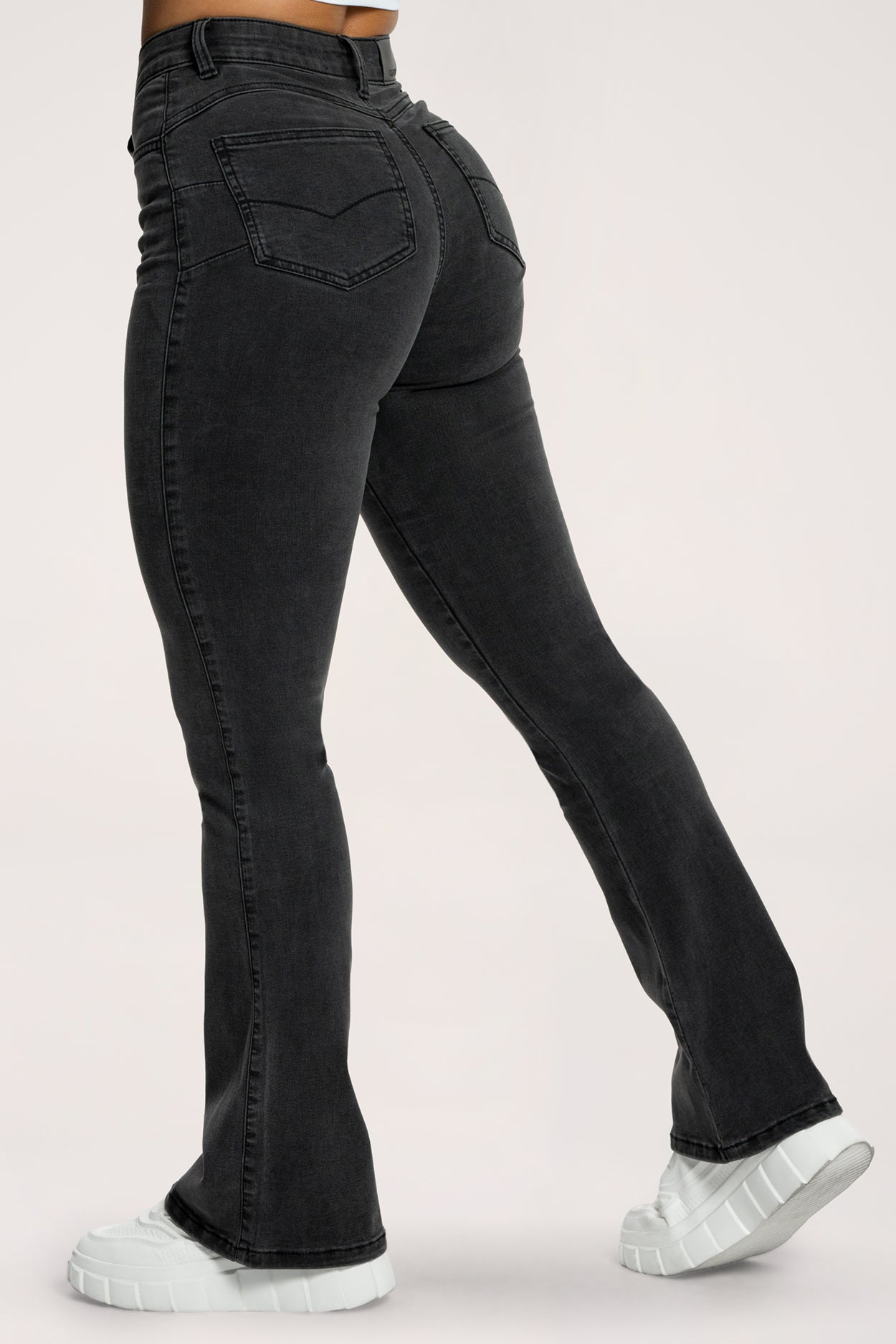 Perfect slim flare jeans black