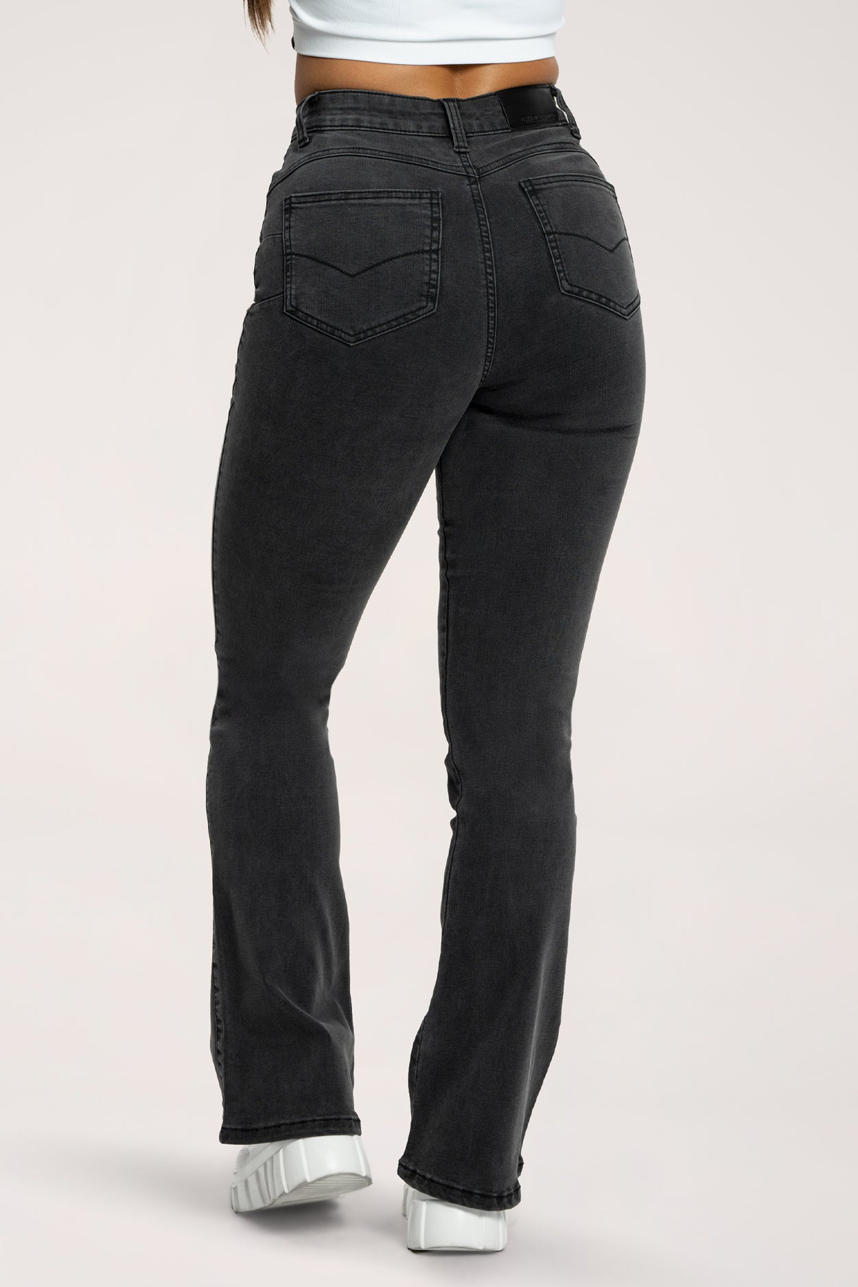 Perfect slim flare jeans black
