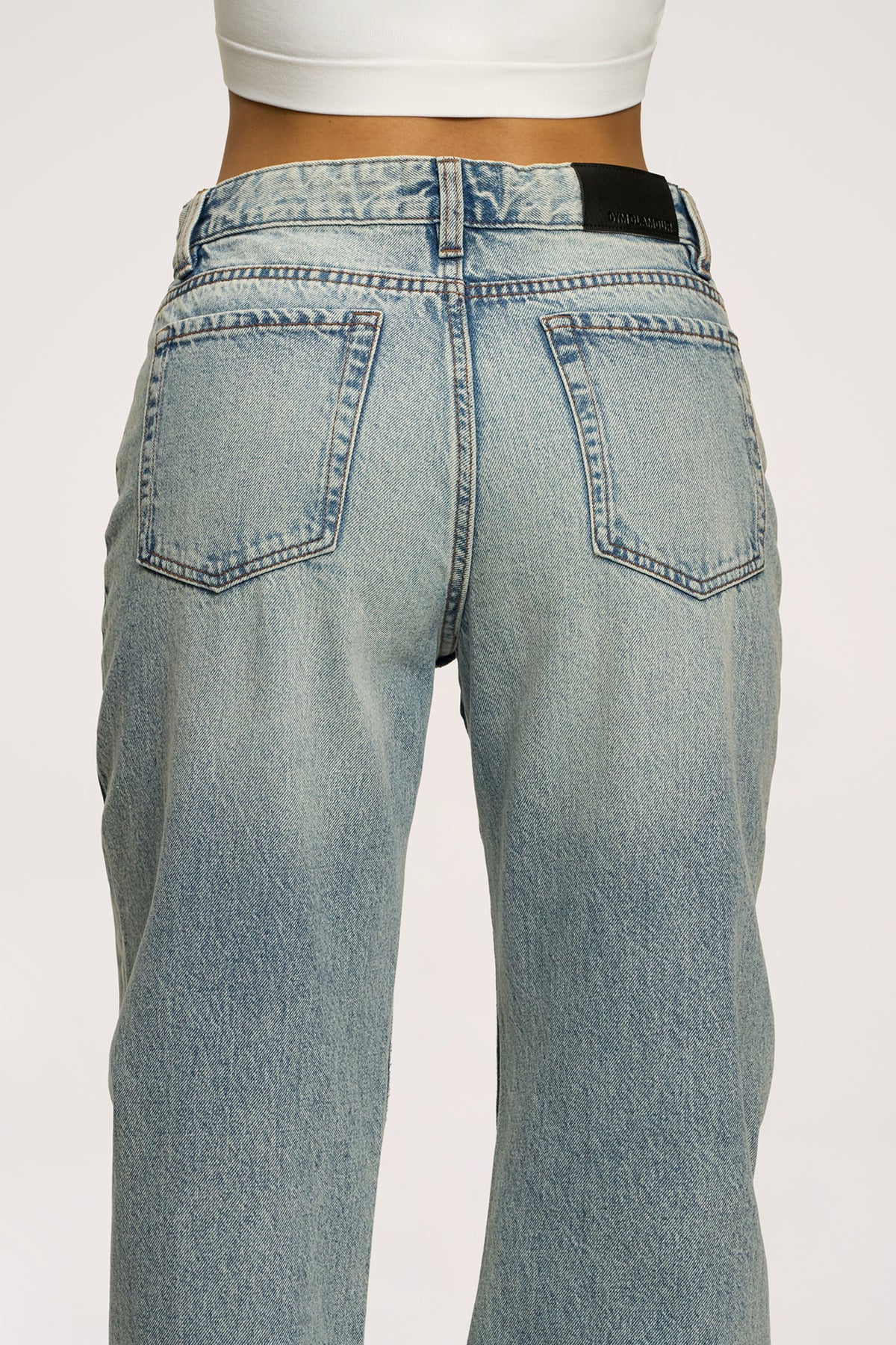 Wide relaxed jeans light blue