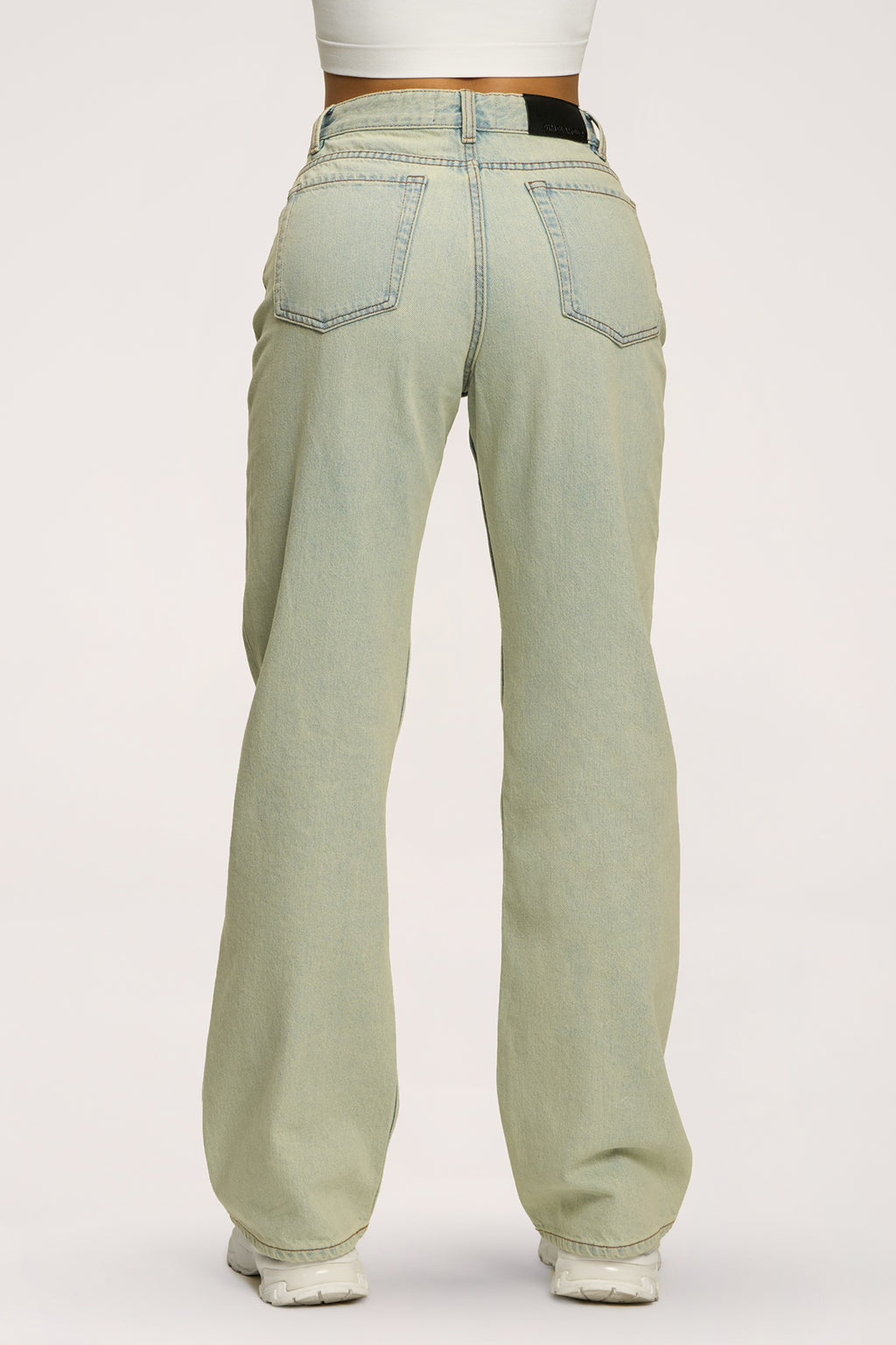 Wide relaxed jeans light green