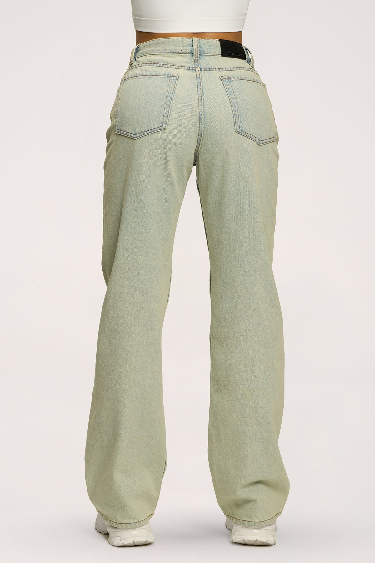 Wide relaxed jeans light green