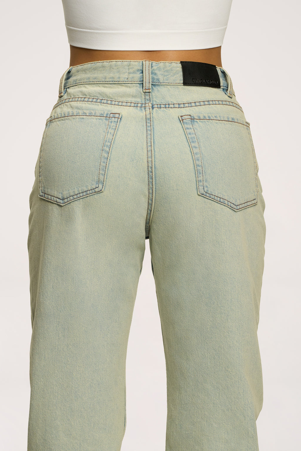 Wide relaxed jeans light green