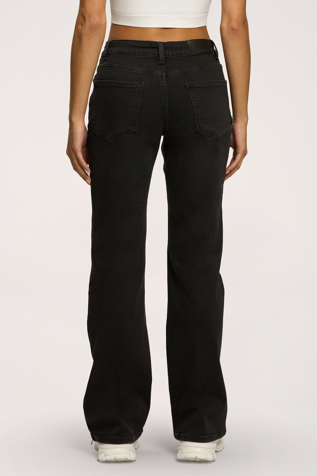 Wide low-waist jeans black
