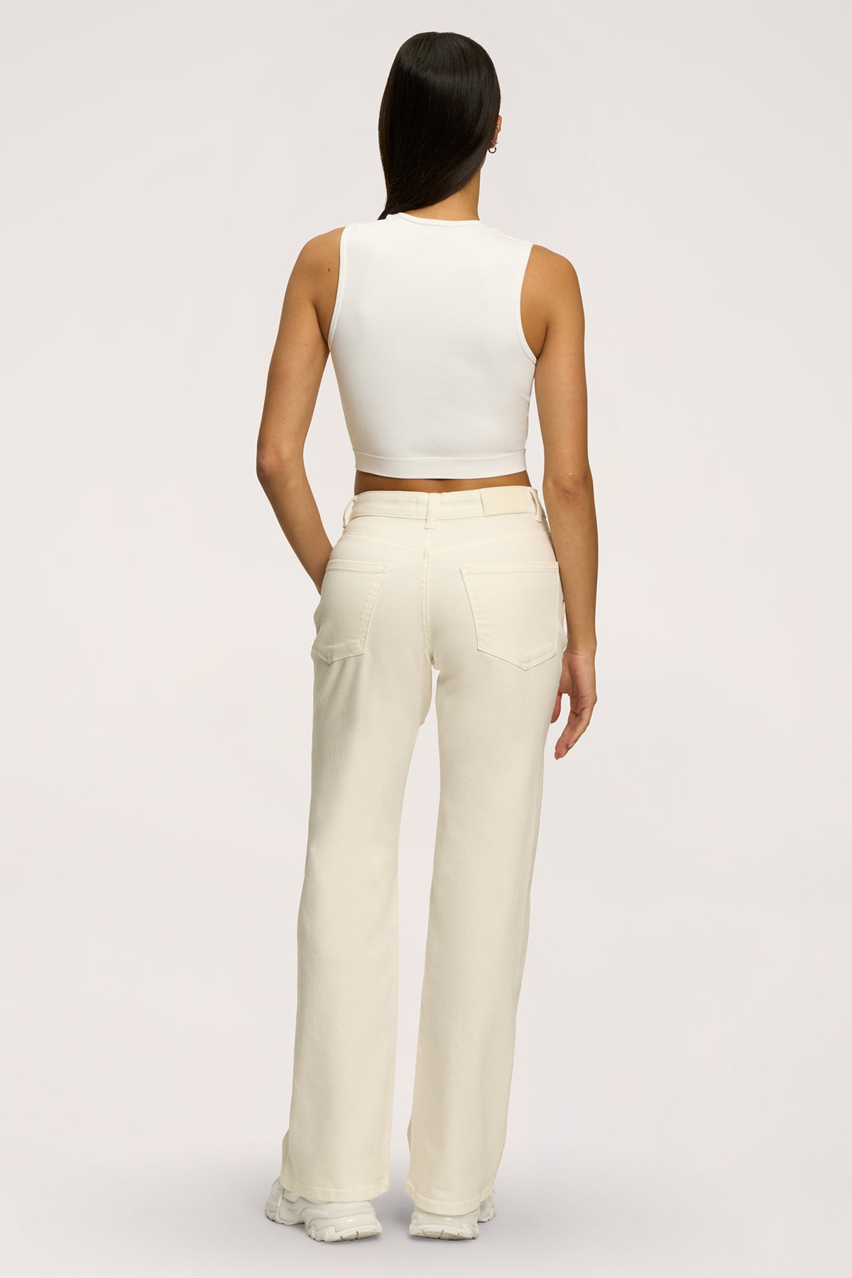 Wide low-waist jeans off white