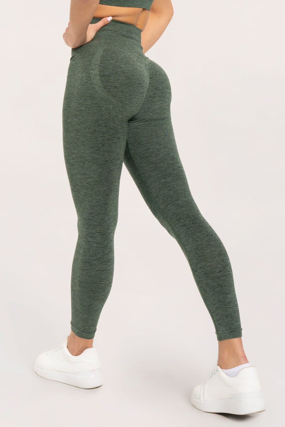 Leginsy seamless push up green