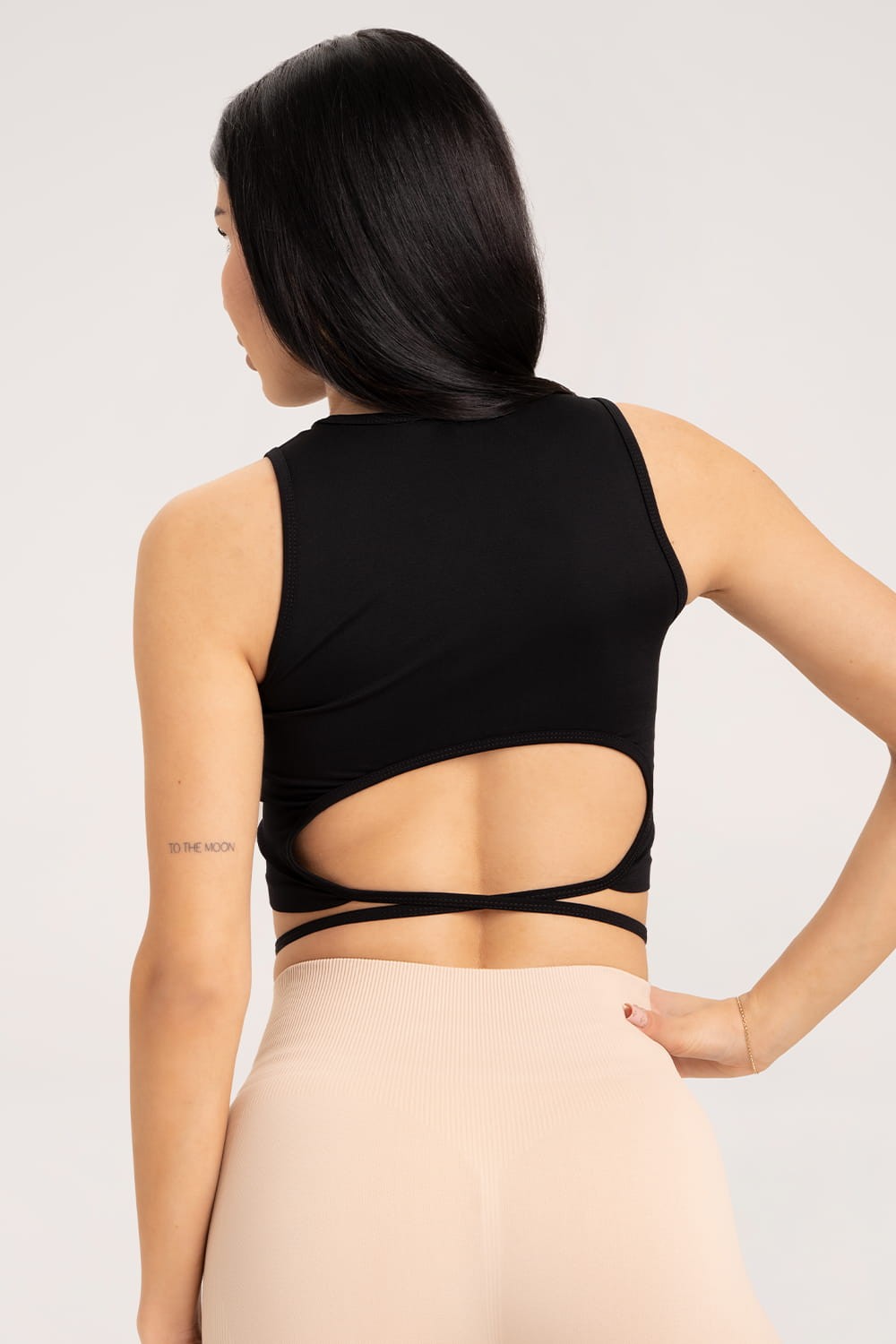 Top wiązany black