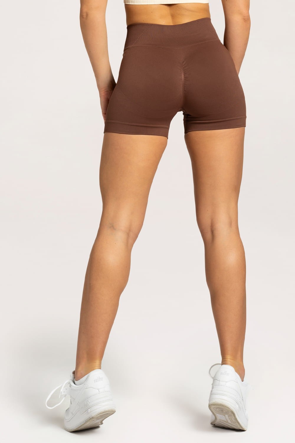 Spodenki basic brown
