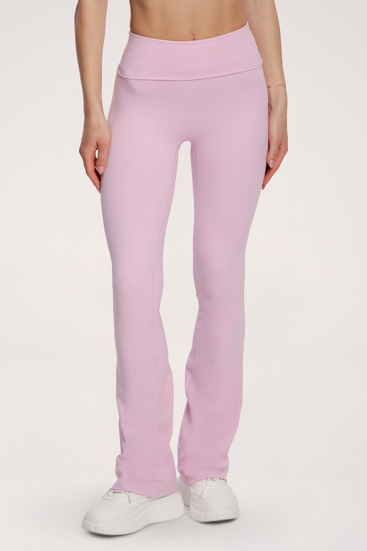 Flared pilates era pink