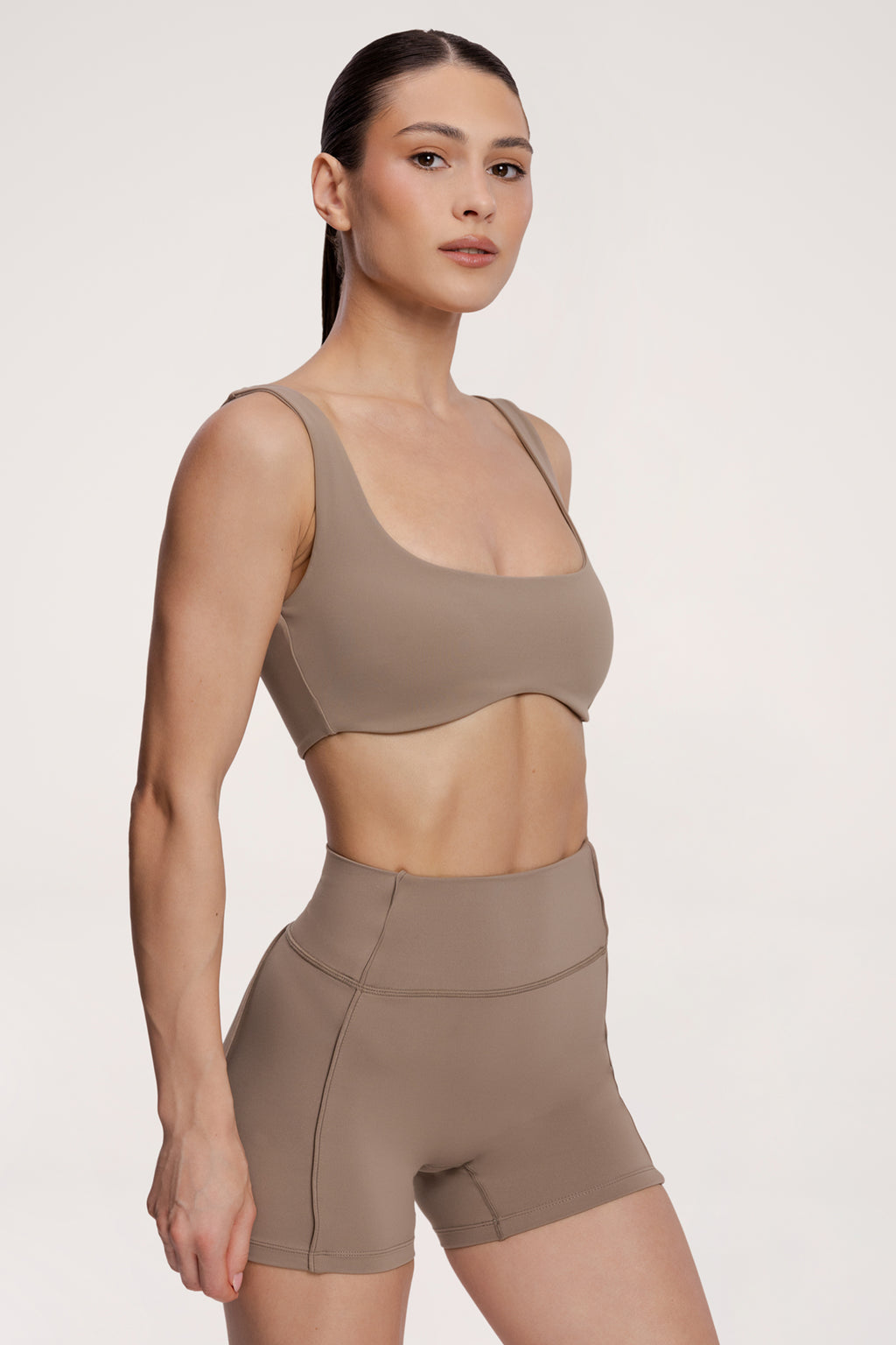 Sports bra pilates era warm beige