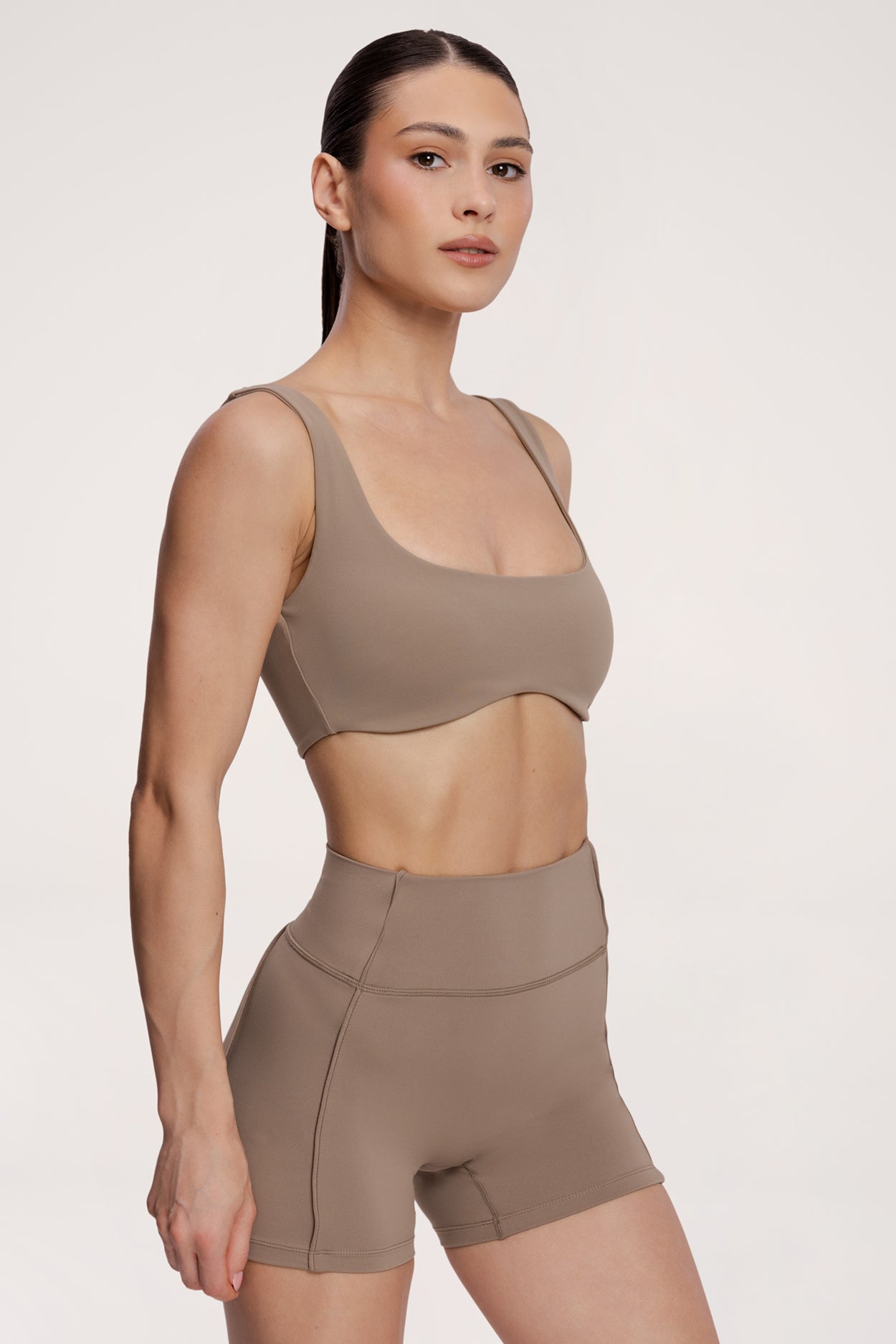 Sports bra pilates era warm beige