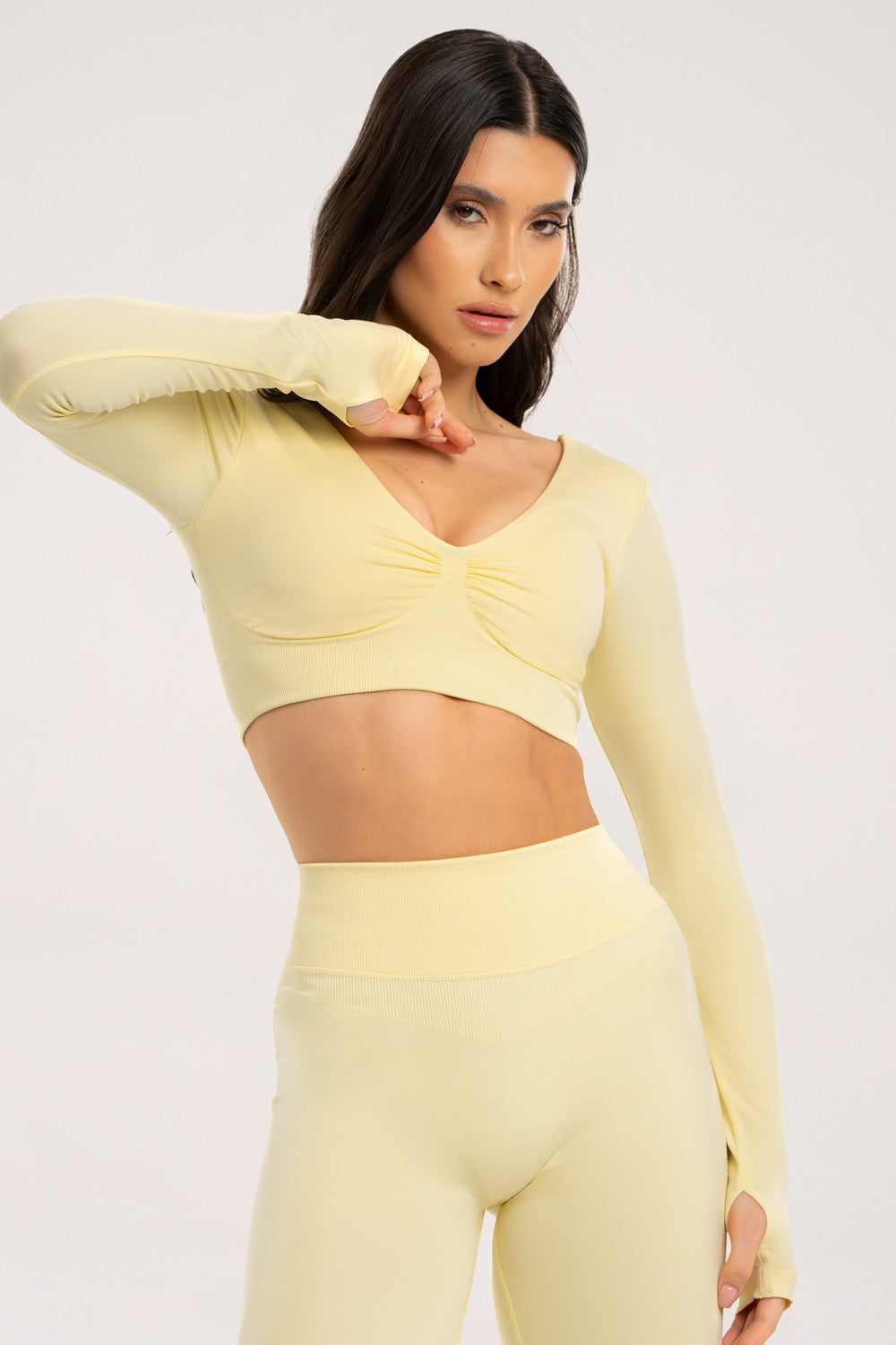 Longsleeve z odkrytymi plecami butter yellow