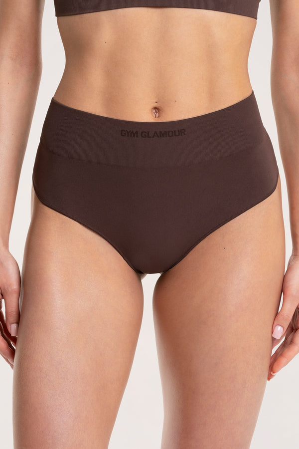 High waist briefs touch chocolate