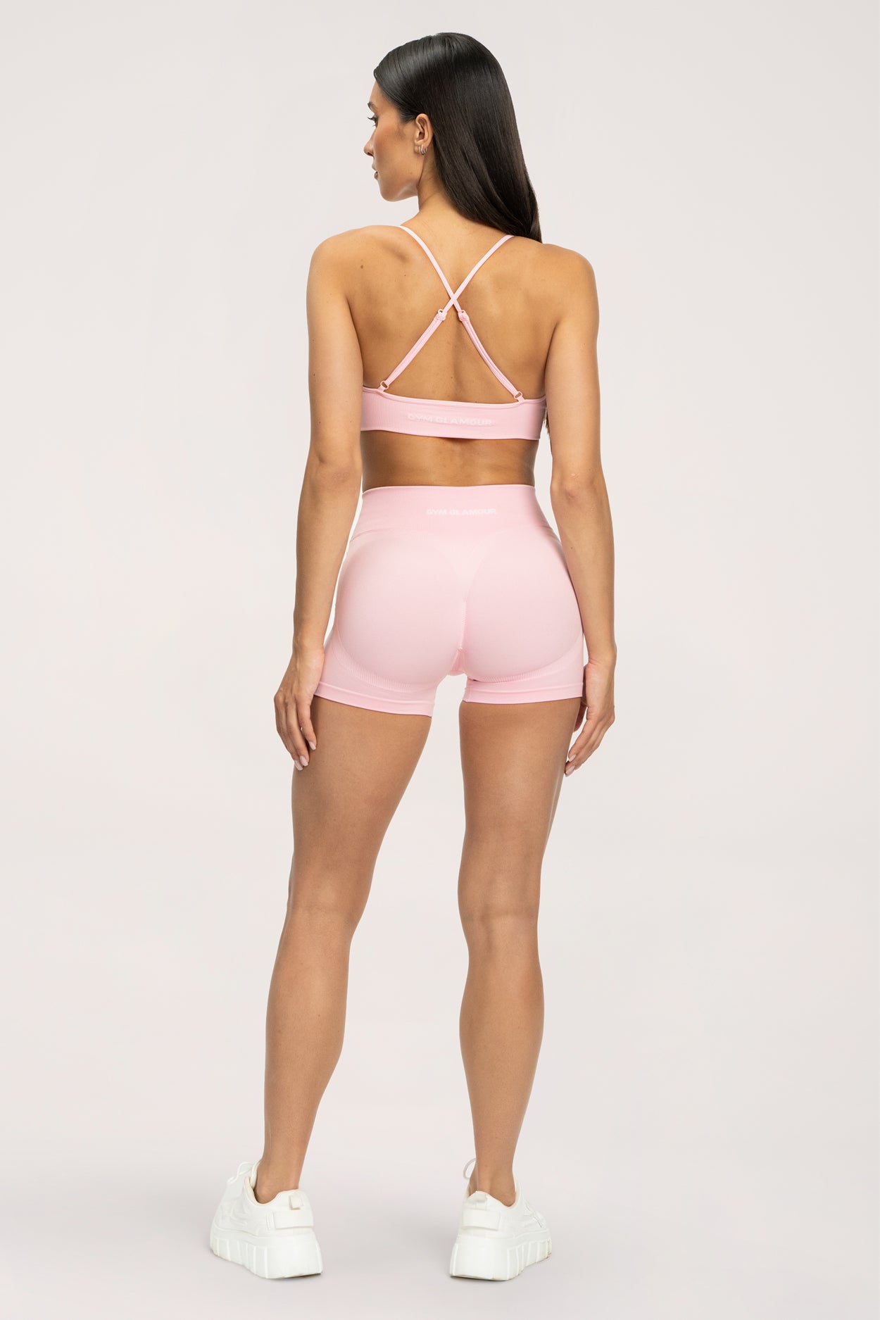 Shorts lift popstar