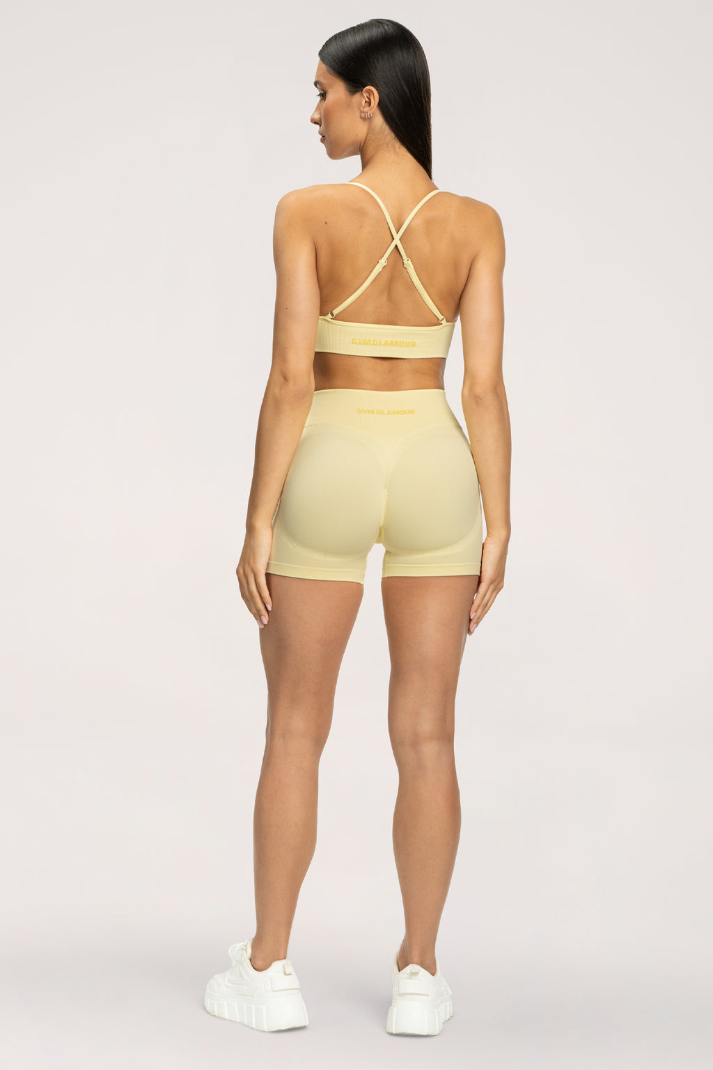 Shorts lift butter yellow