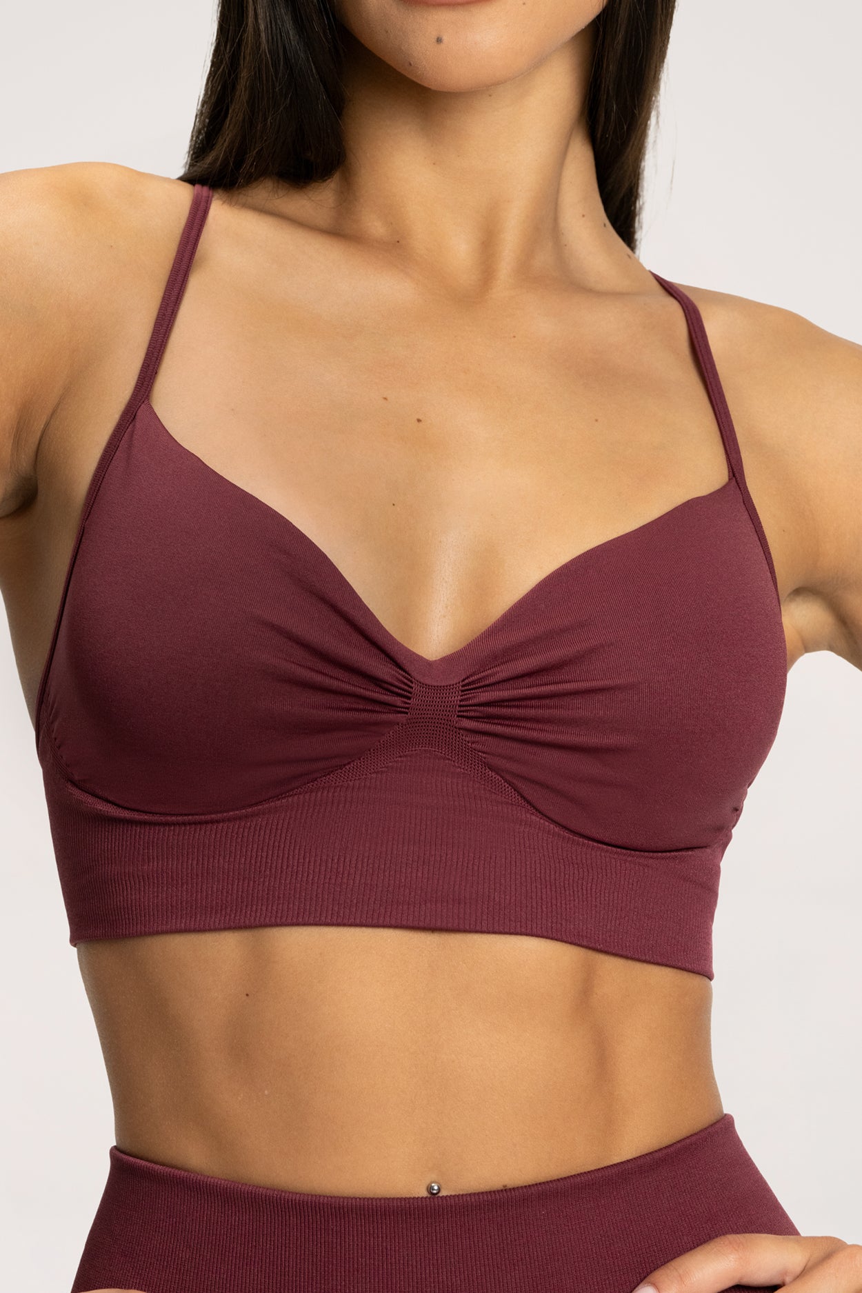 Bra with deep neckline gossip red