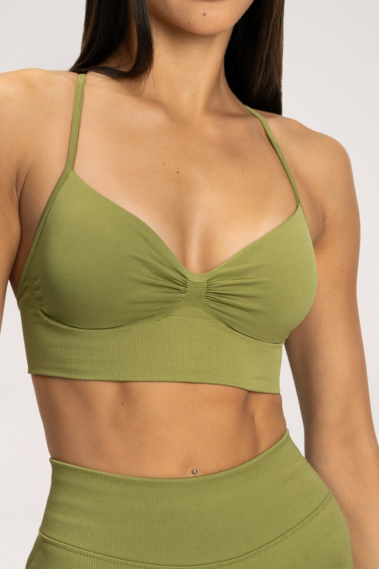 Bra with deep neckline matcha