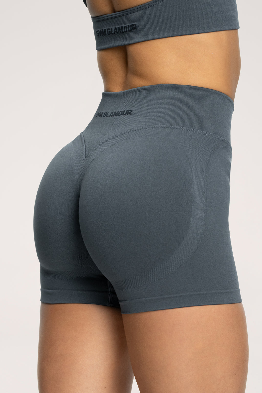 Shorts lift moonlight