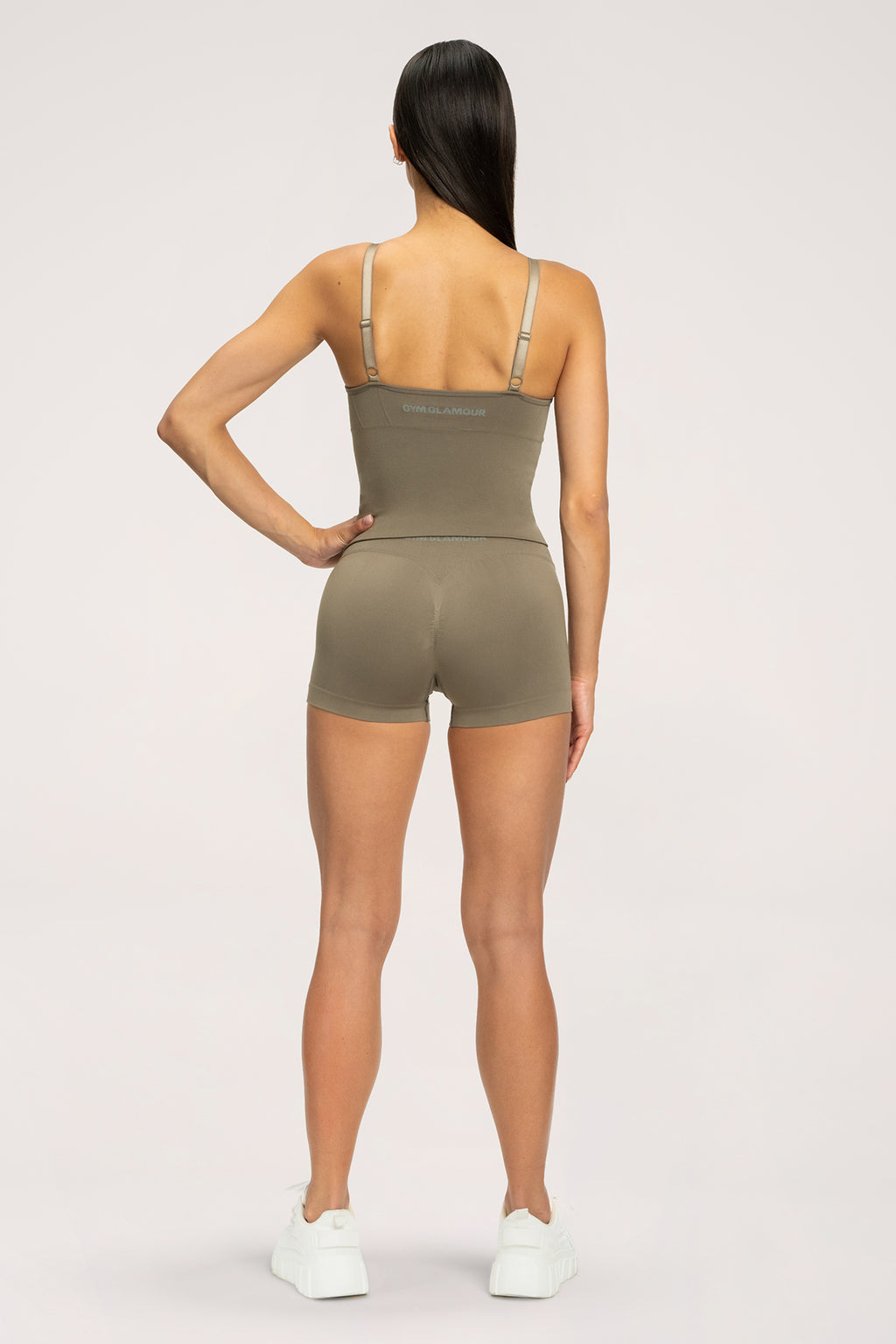 Shorts second skin nougat
