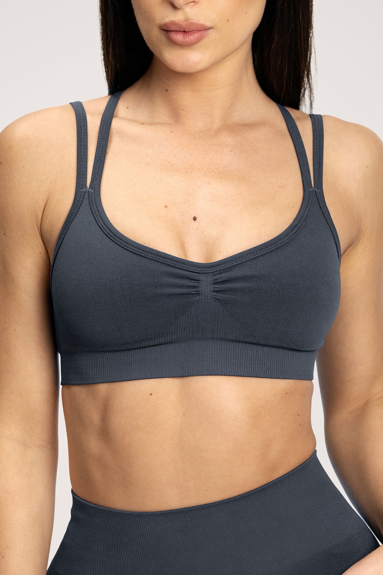 Fake BBL sports bra anthracite