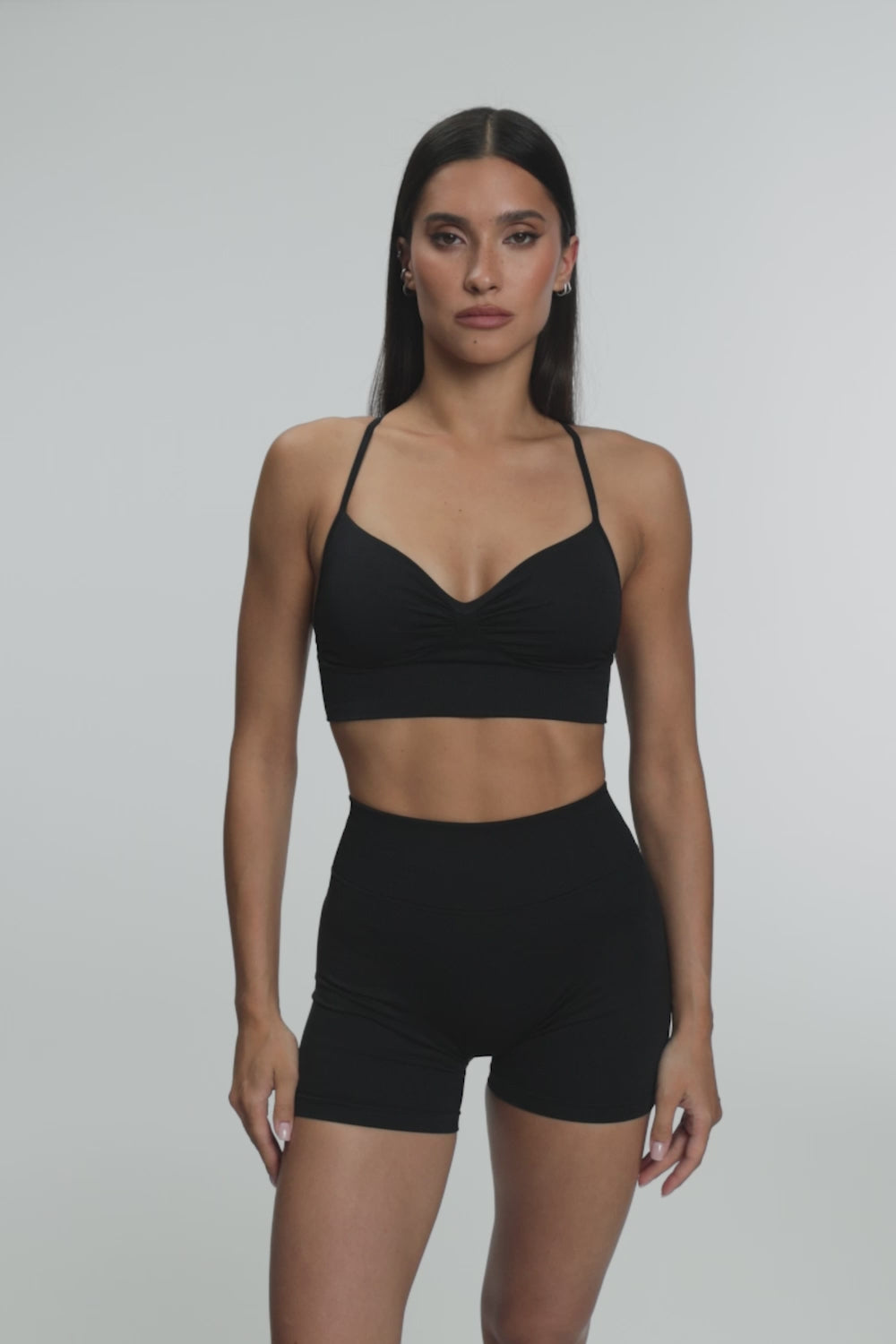 Bra with deep neckline black