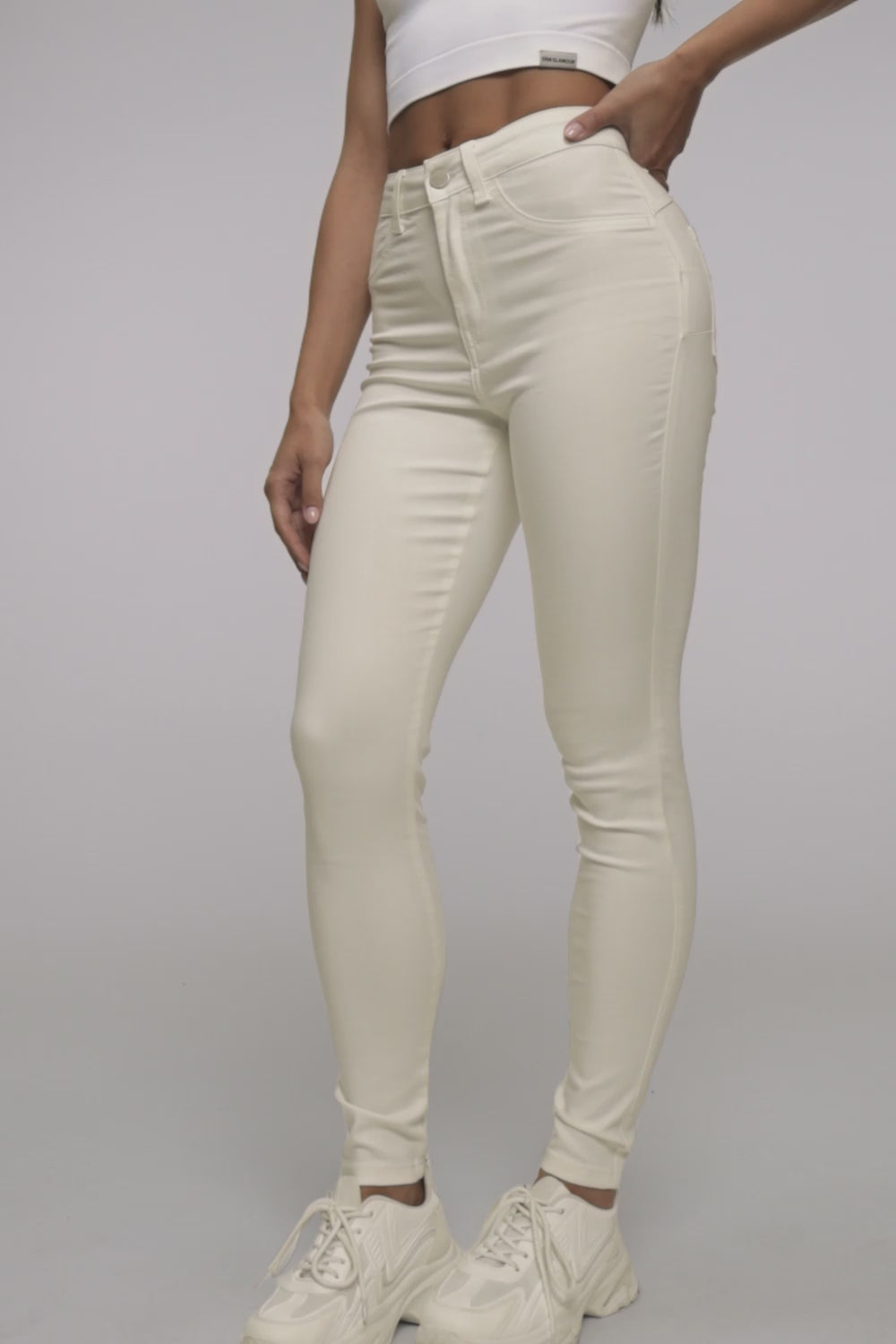 Skinny perfect slim jeans off white